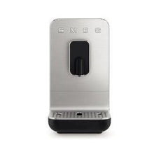 Cargar imagen en el visor de la galería, Cafetera súper automàtica SMEG Negre